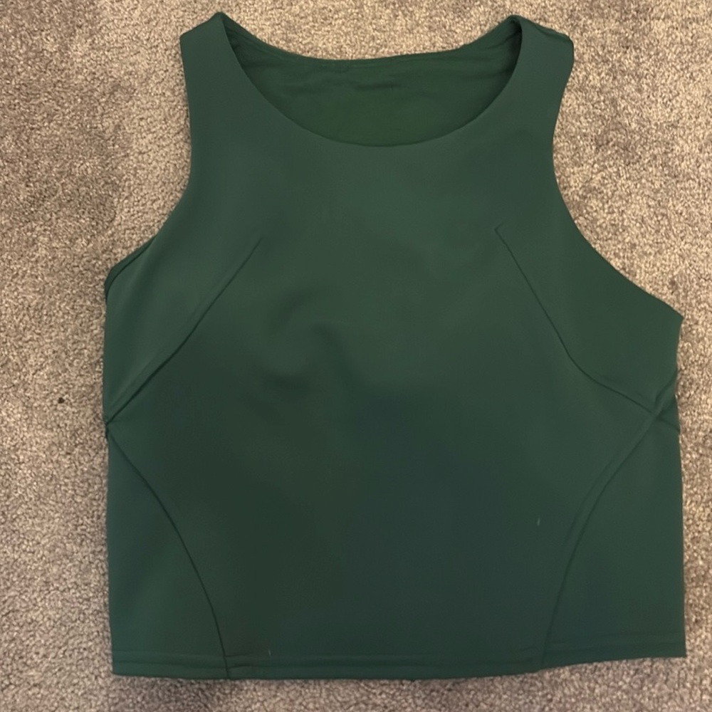 Lululemon Invigorate Train Tank in Green. Size 4